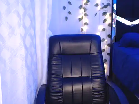 Snapshot of monster_Dickdr chatting on 09.30.25 monster Dickdr online show from 09.30.25