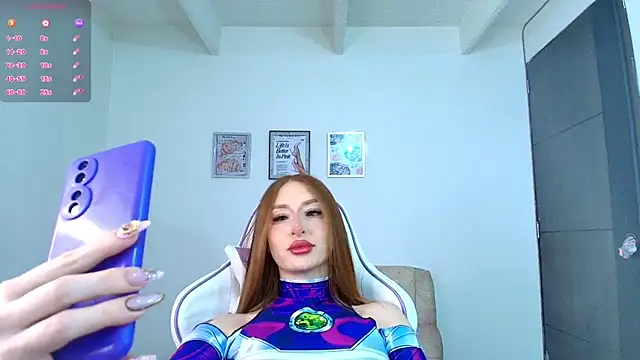 Snapshot of Bennuluspeach_ chatting on 10.18.25 Bennuluspeach online show from 10.18.25