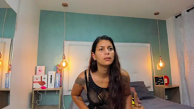 is a bell online show from 10.12.25