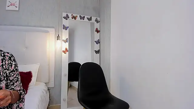 is a bell online show from 11.19.25