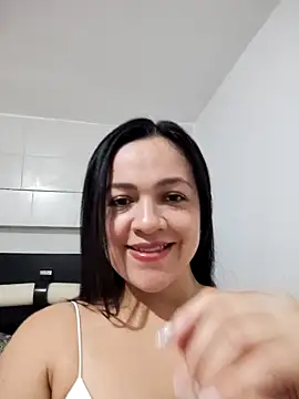 LindaSalo33 online show from 10.02.25