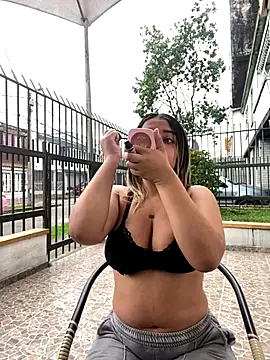 Ada Pink online show from 11.20.25