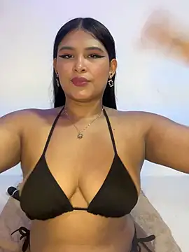 Snapshot of sarafox_10 chatting on 10.07.25 sarafox 10 online show from 10.07.25