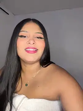 Snapshot of sarafox_10 chatting on 11.04.25 sarafox 10 online show from 11.04.25