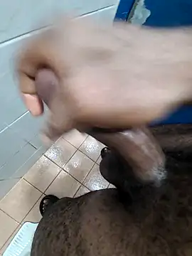 Snapshot of nice686@xh chatting on 11.17.25 nice686xh online show from 11.17.25