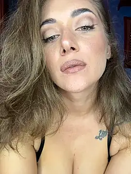 Snapshot of Malasantababy chatting on 10.10.25 Malasantababy online show from 10.10.25