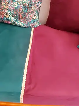 Rihame07 online show from 10.17.25