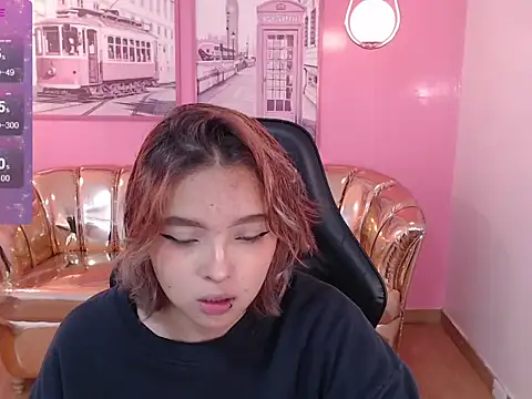 mia foster t online show from 10.25.25