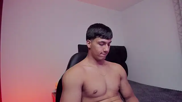 Snapshot of CHRIS_MORGAN1 chatting on 10.10.25 CHRIS MORGAN1 online show from 10.10.25