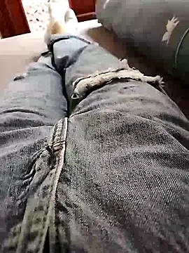 Lili 2love online show from 10.28.25