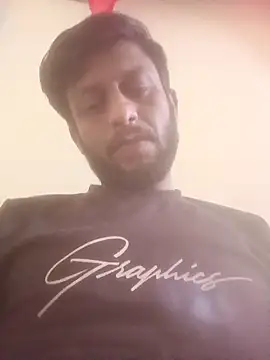 Snapshot of playboyMH1 chatting on 10.04.25 playboyMH1 online show from 10.04.25