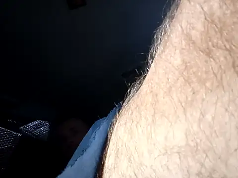 Snapshot of LetMeLiqU chatting on 10.19.25 LetMeLiqU online show from 10.19.25