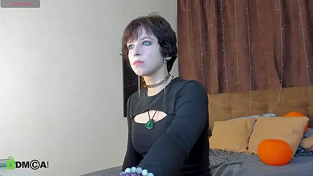 Sara Frayer online show from 10.29.25