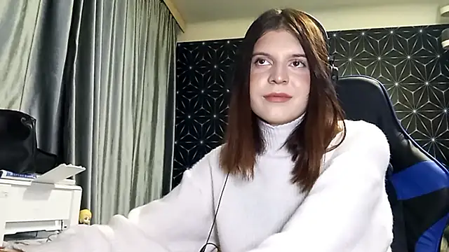 LissaKradfer online show from 10.10.25