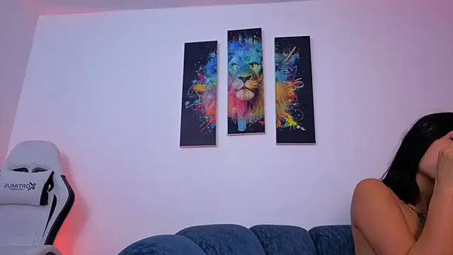 Violet Jhonson online show from 10.24.25