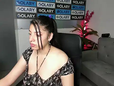 Snapshot of Violetta_Swett_ chatting on 10.06.25 Violetta Swett online show from 10.06.25
