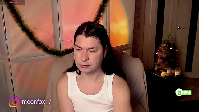 Snapshot of micromouse_mo chatting on 01.02.25 micromouse mo online show from 01.02.25