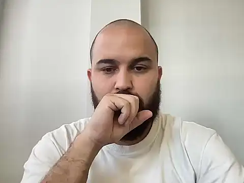 Snapshot of mayday2025m chatting on 11.26.25 mayday2025m online show from 11.26.25