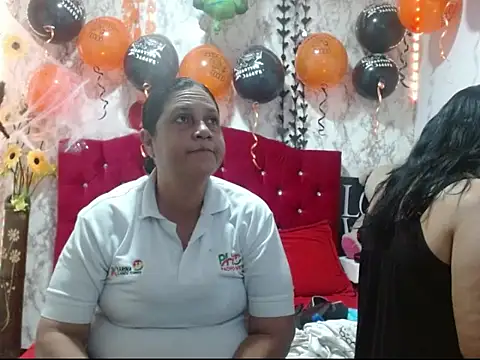 DannaLanegra2 online show from 10.14.25