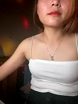 Snapshot of Lylyy-cute chatting on 10.13.25 Lylyy-cute online show from 10.13.25