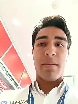 Snapshot of TOTIORIC chatting on 10.04.25 TOTIORIC online show from 10.04.25