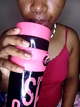 FreakieKay online show from 11.09.25