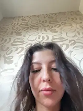 LuluMaexox online show from 10.06.25