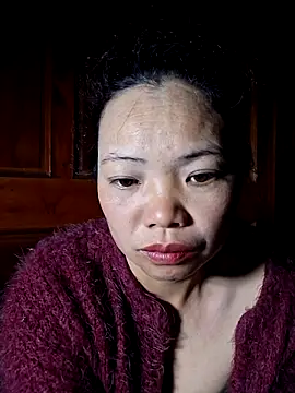 miomio-12 online show from 10.28.25