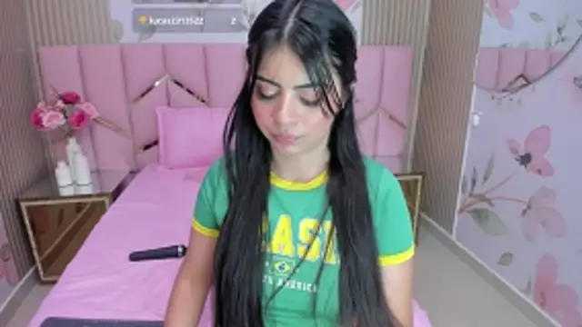 Laia 18 online show from 11.15.25