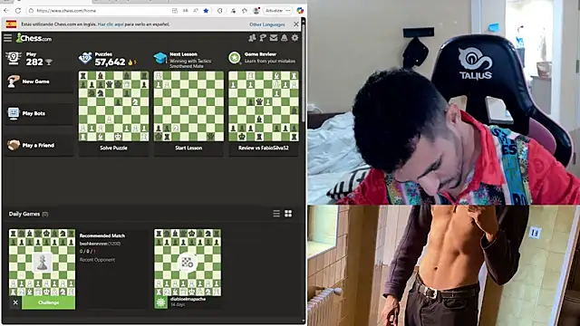 Snapshot of junokun22 chatting on 10.18.25 junokun22 online show from 10.18.25