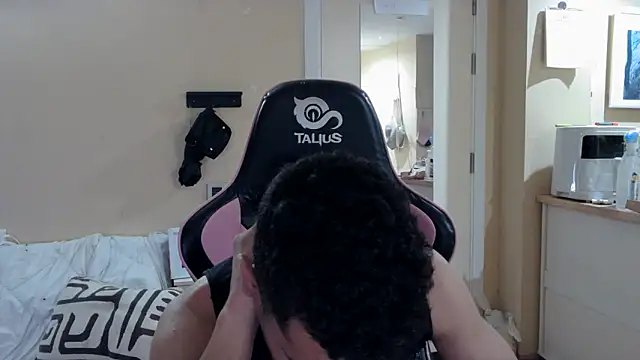 Snapshot of junokun22 chatting on 10.25.25 junokun22 online show from 10.25.25