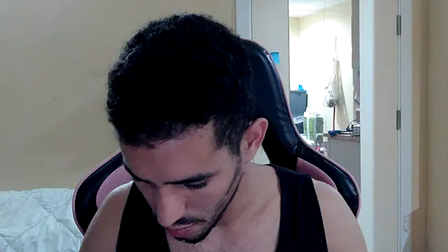 Snapshot of junokun22 chatting on 10.30.25 junokun22 online show from 10.30.25