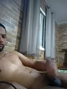 Snapshot of wellpauduro1994 chatting on 10.08.25 wellpauduro1994 online show from 10.08.25