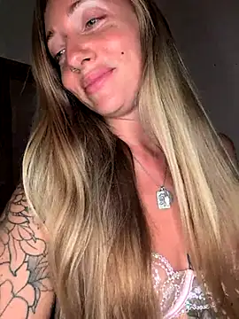 OpheliaRox online show from 10.30.25