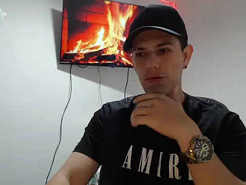 Mylo smit online show from 10.13.25