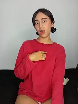 Snapshot of TWUINS-HOT chatting on 10.06.25 TWUINS-HOT online show from 10.06.25