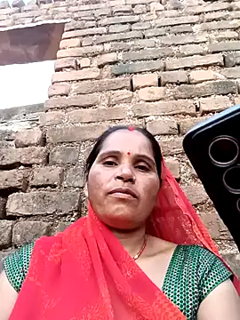 Snapshot of Nm_sanjna chatting on 10.06.25 Nm sanjna online show from 10.06.25