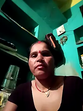 Snapshot of Nm_sanjna chatting on 10.07.25 Nm sanjna online show from 10.07.25