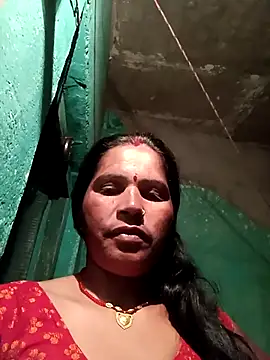 Snapshot of Nm_sanjna chatting on 10.08.25 Nm sanjna online show from 10.08.25