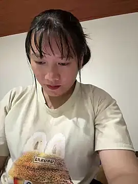 TrangNemo online show from 10.20.25