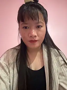 TrangNemo online show from 11.24.25