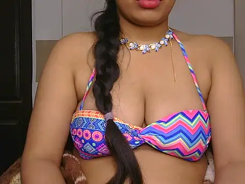 Snapshot of Blossom_rani chatting on 12.04.25 Blossom rani online show from 12.04.25