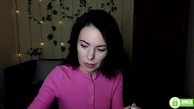 Rita lovvylyou online show from 10.20.25