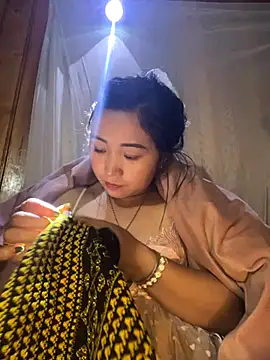 miemie-xx online show from 11.22.25