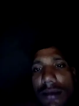 Snapshot of BiggerDickGuy chatting on 10.09.25 BiggerDickGuy online show from 10.09.25