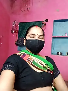 Snapshot of Ut_kanchna chatting on 10.14.25 Ut kanchna online show from 10.14.25
