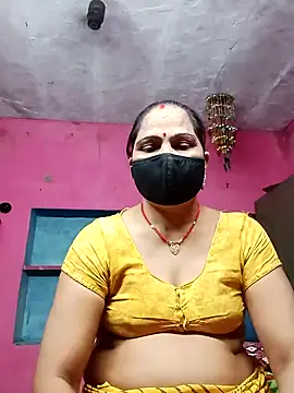 Snapshot of Ut_kanchna chatting on 10.18.25 Ut kanchna online show from 10.18.25