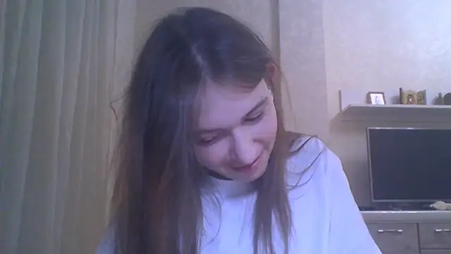 CeyaLier online show from 10.08.25