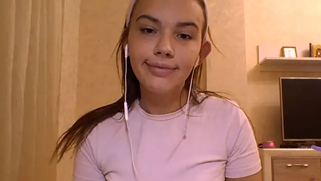 CeyaLier online show from 10.29.25