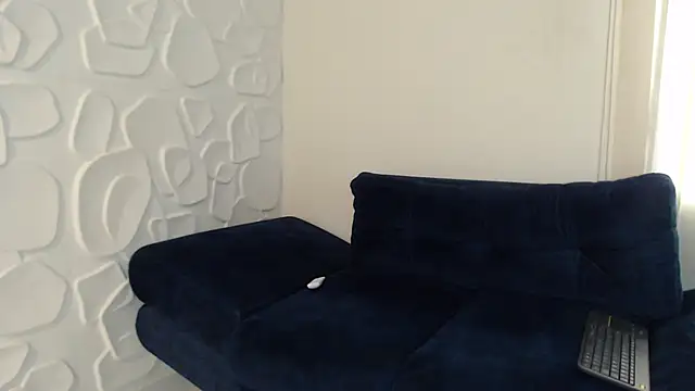Snapshot of ChloeeRosse chatting on 10.20.25 ChloeeRosse online show from 10.20.25